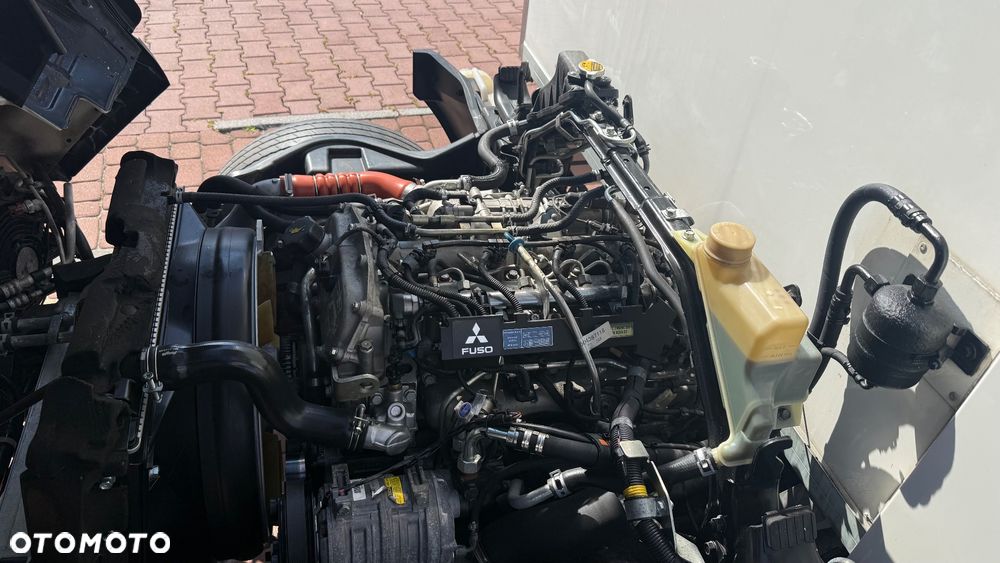 Mitsubishi Fuso Canter - 25