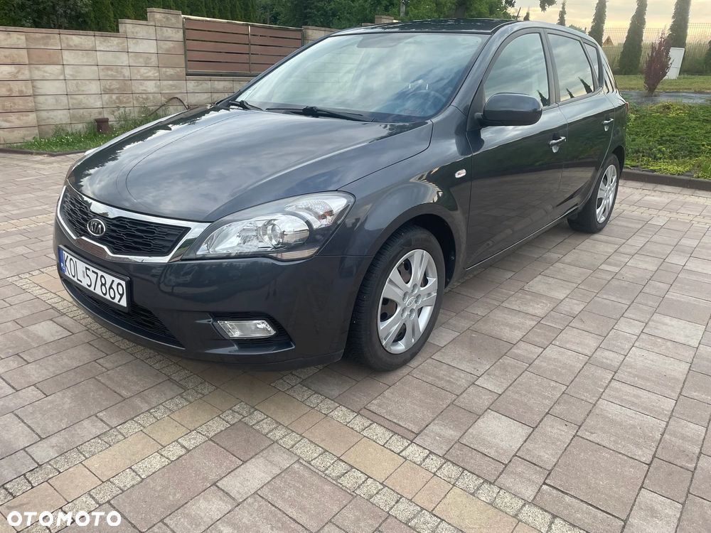 Kia Ceed 1.4 CVVT Spirit - 9