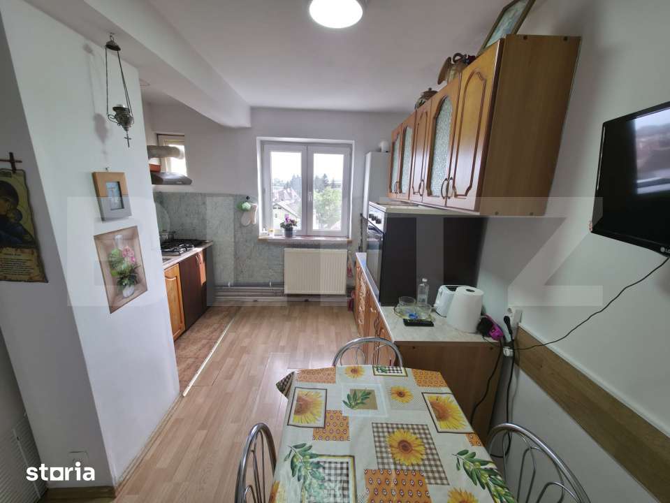Apartament 4 camere, decomandat, 80 mp - Imagine principală: 4/10