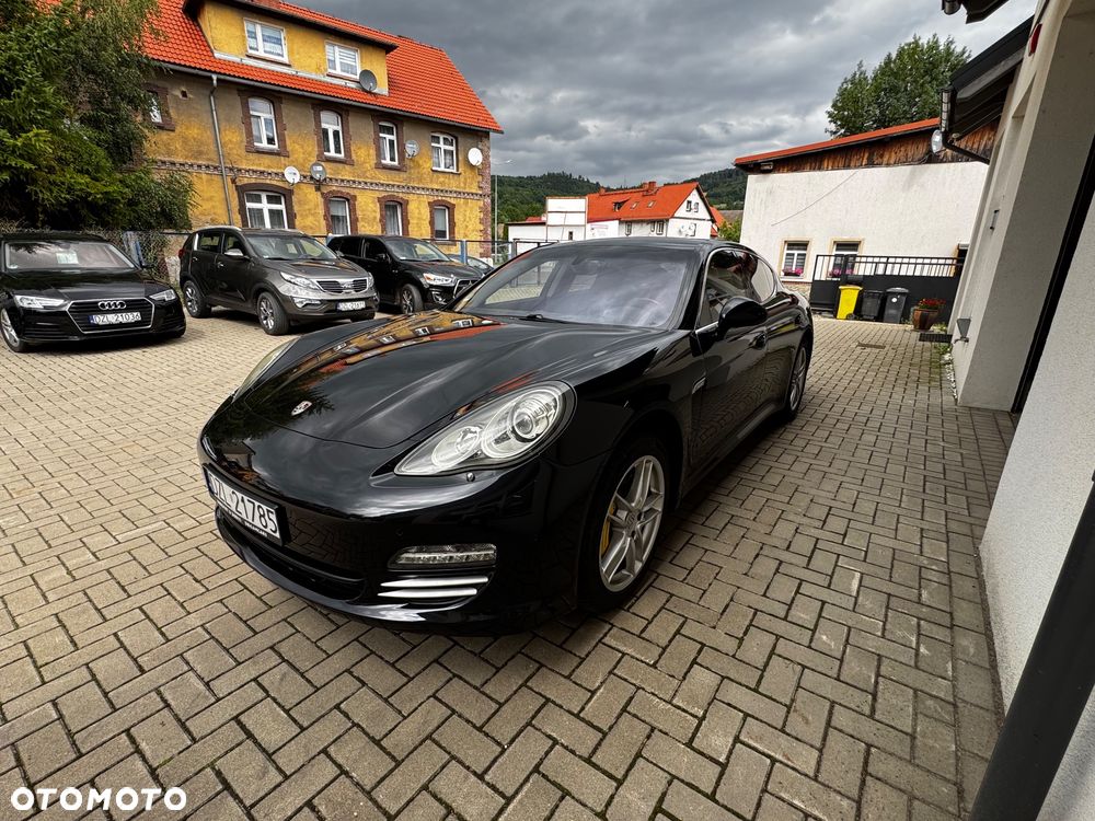 Porsche Panamera 4S - 3
