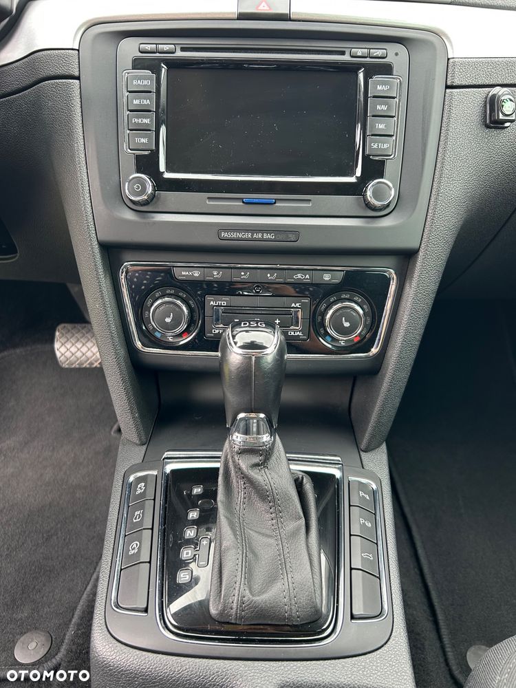 Skoda Superb 2.0 TDI Ambition DSG - 16