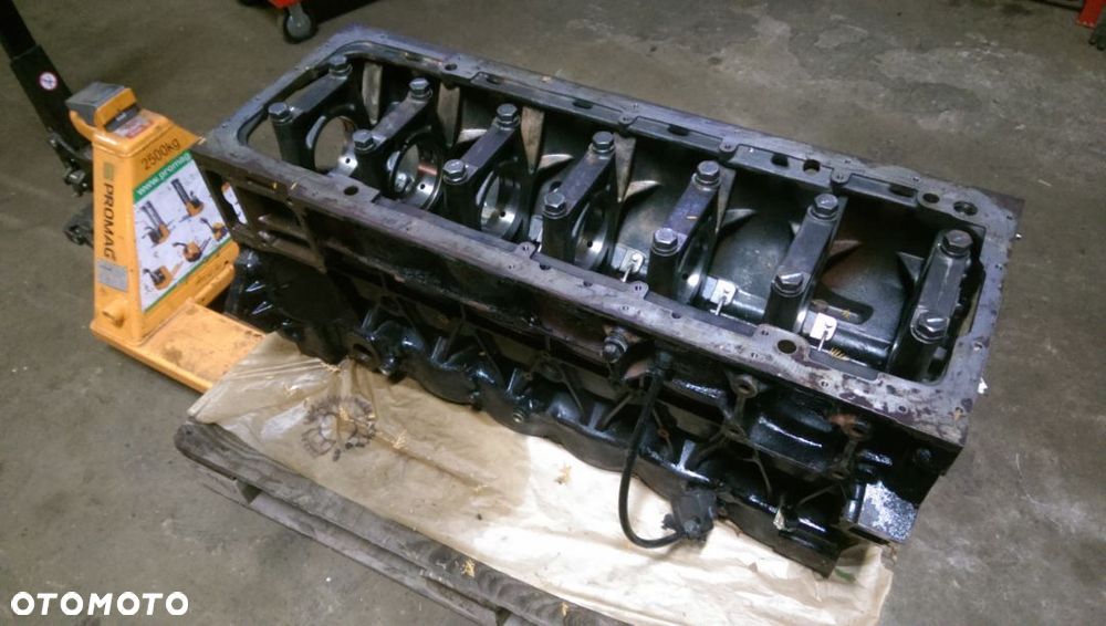 Blok Silnika MAN D2066LF TGA TGX TGS Blok MAN D20 E3 E4 E5 - 1