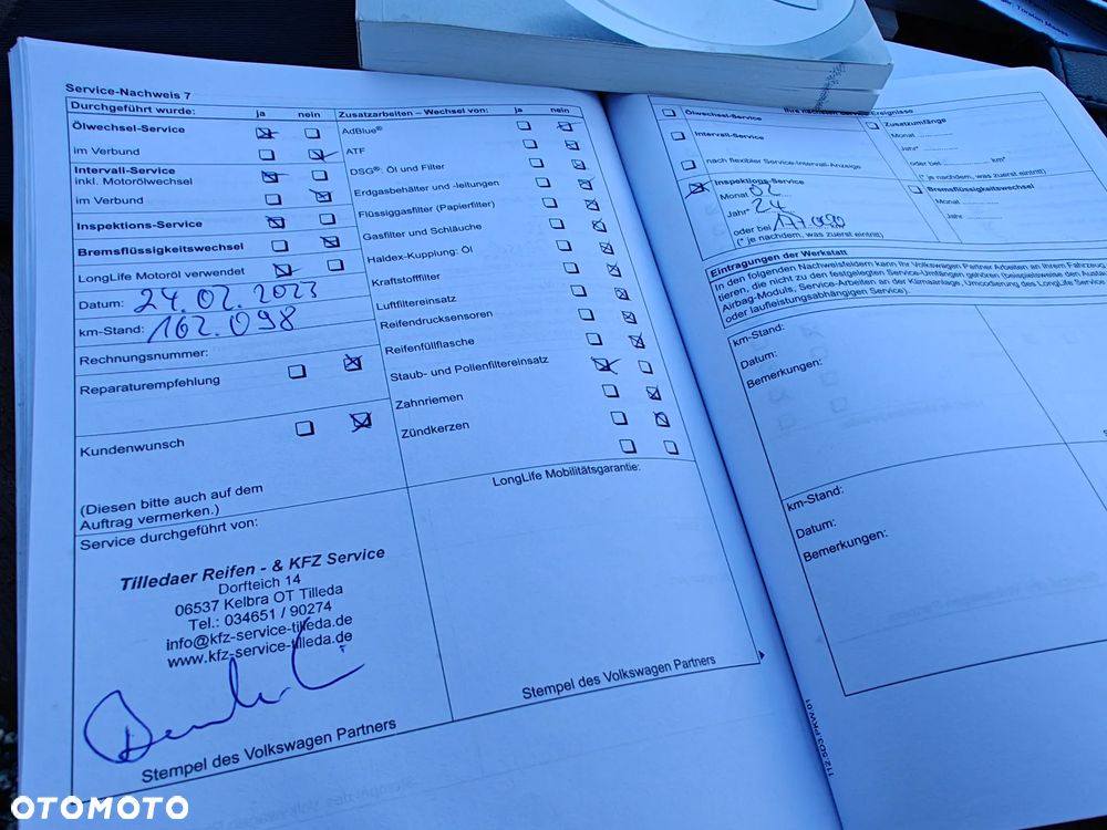 Volkswagen Touran 1.6 TDI DPF Highline - 12