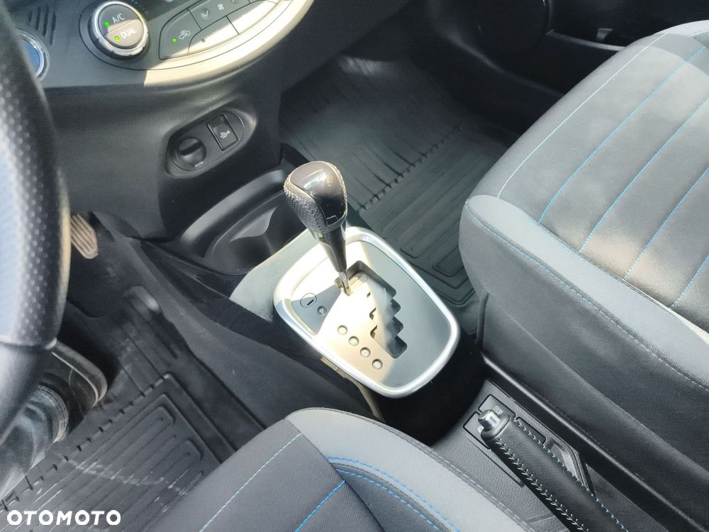 Toyota Yaris - 20
