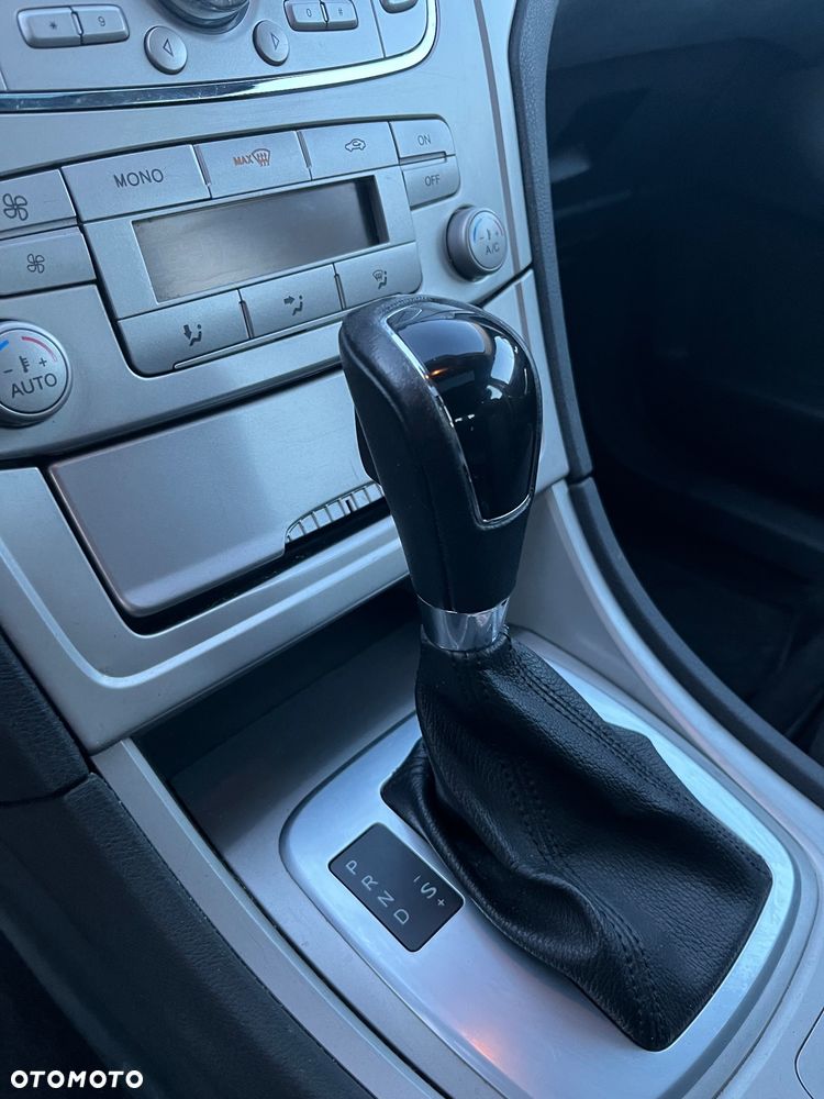 Ford Mondeo 2.0 TDCi Silver X - 26