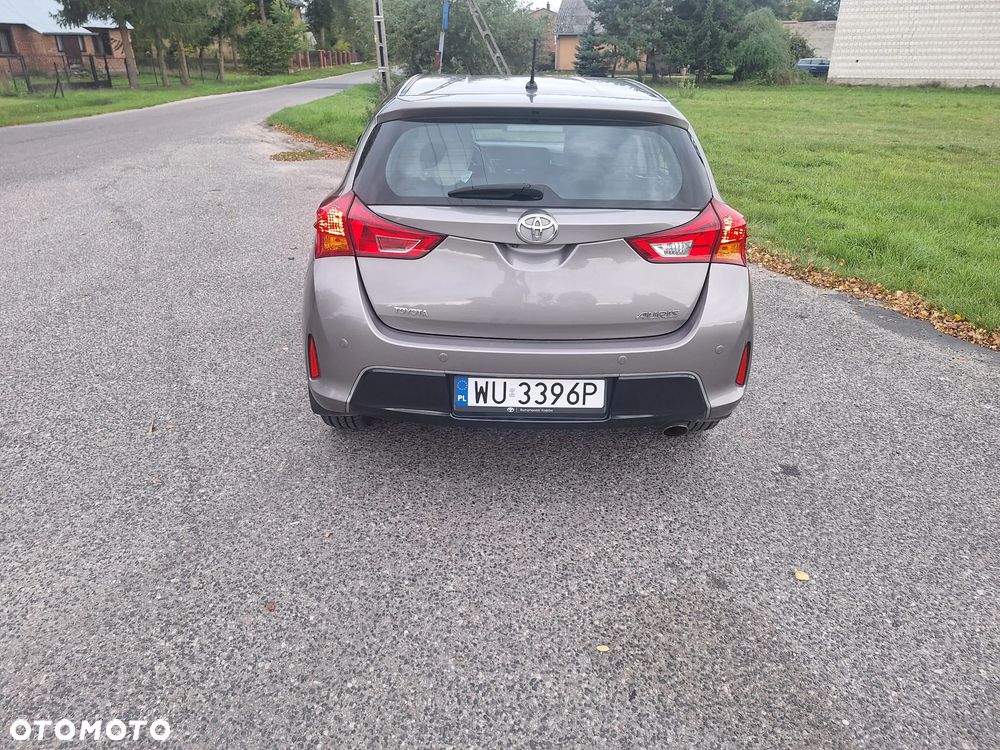 Toyota Auris 1.6 Prestige - 3