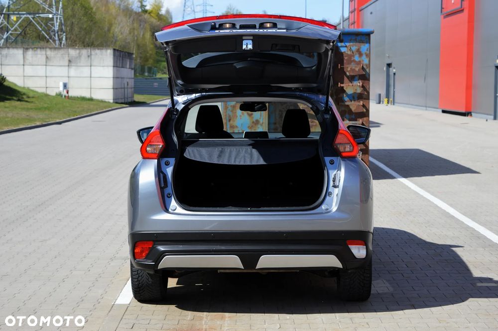 Mitsubishi Eclipse Cross 1.5 T Intense - 32