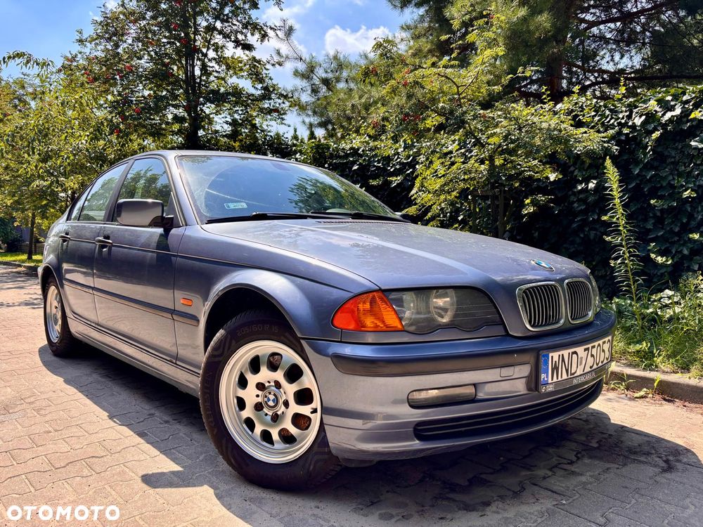 BMW Seria 3 - 1