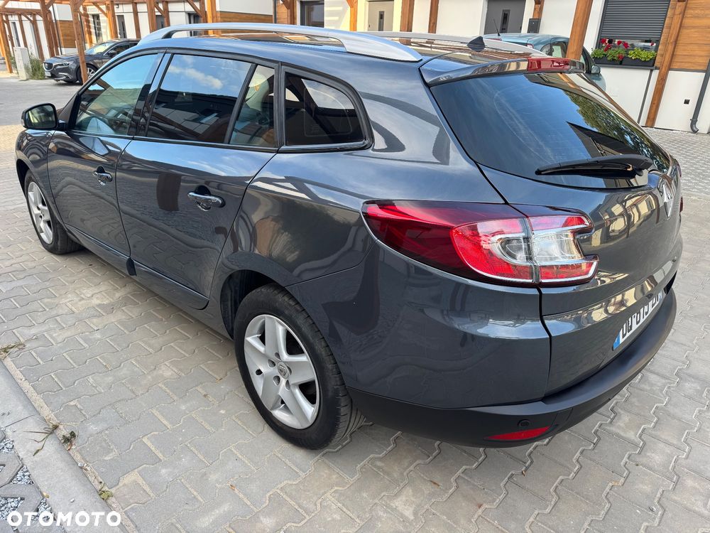 Renault Megane 1.5 dCi Intens EDC - 4