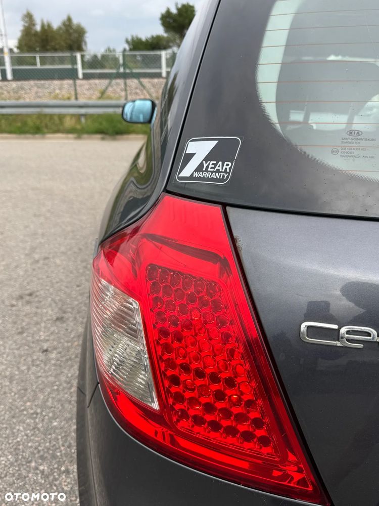 Kia Ceed 1.6 Crdi Optimum - 23