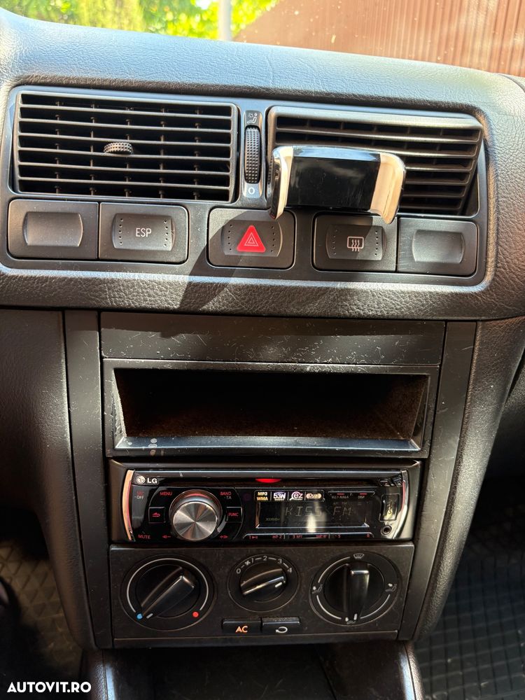 Volkswagen Golf - 9