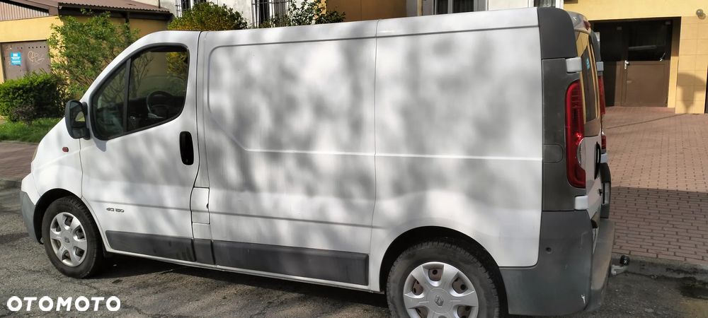Renault Trafic - 17