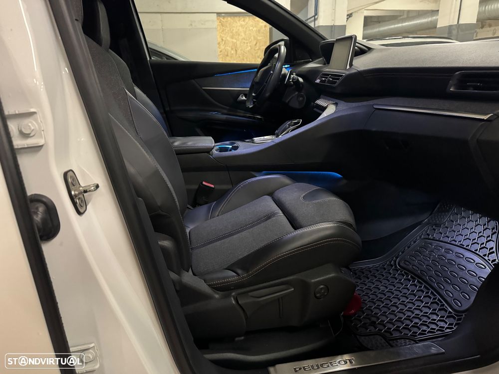 Peugeot 3008 1.2 PureTech GT Line EAT6 - 28