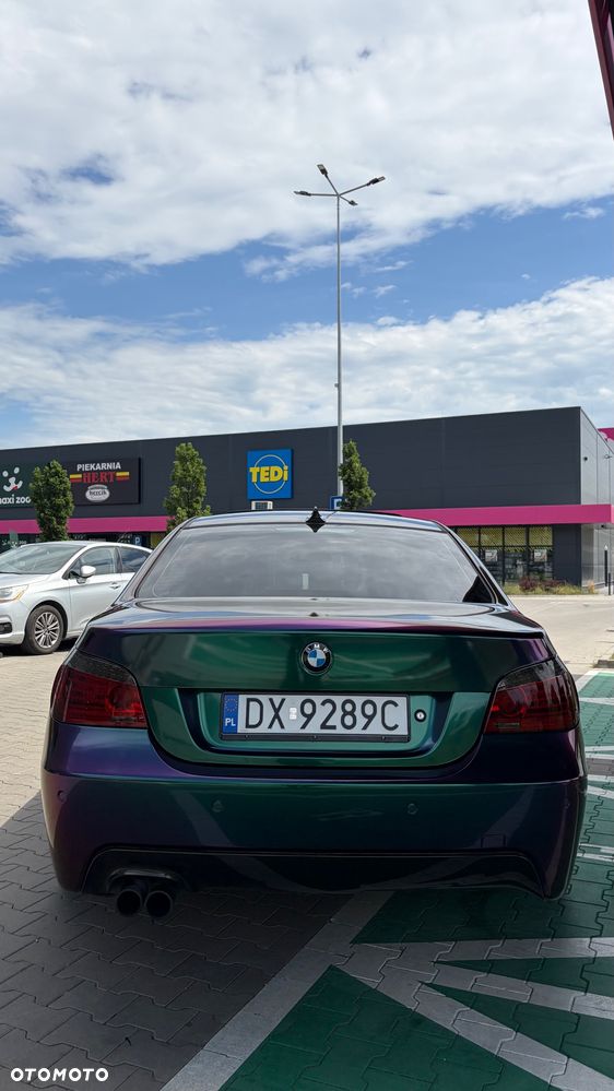 BMW Seria 5 550i - 5