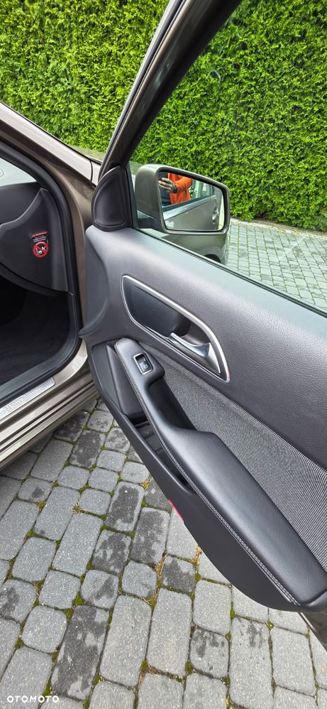 Mercedes-Benz Klasa A 180 - 14