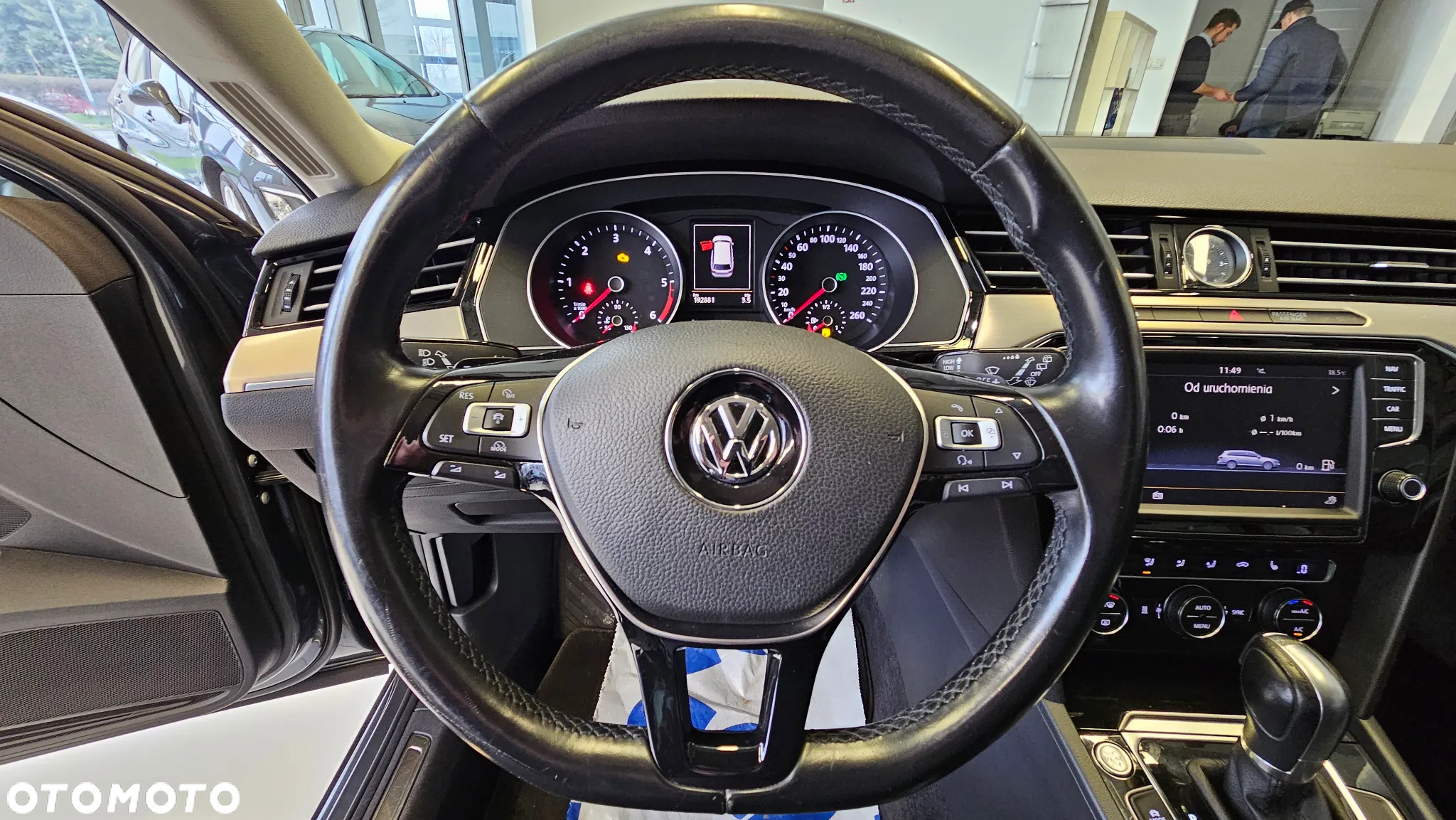 Volkswagen Passat - 15