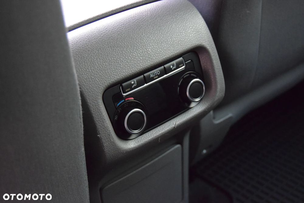 Seat Alhambra 2.0 TDI Ecomotive Reference - 19