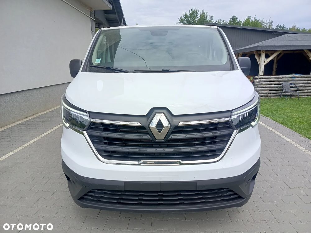 Renault Trafic - 2