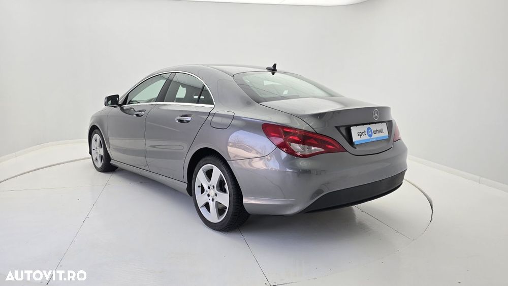 Mercedes-Benz CLA - 8