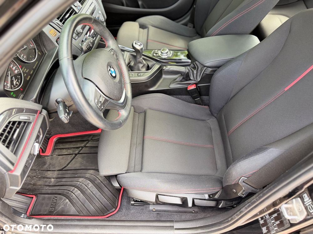 BMW Seria 1 120d Sport Line - 14