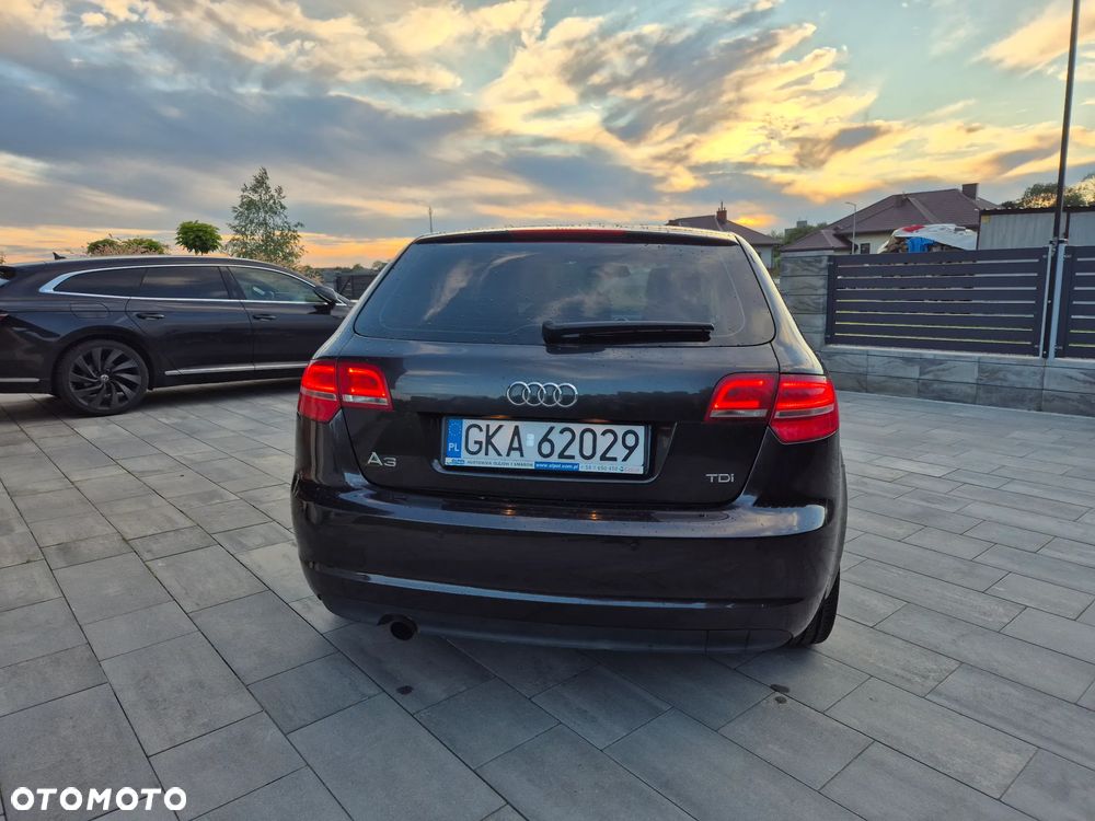 Audi A3 Sportback 2.0 TDI DPF Attraction - 6