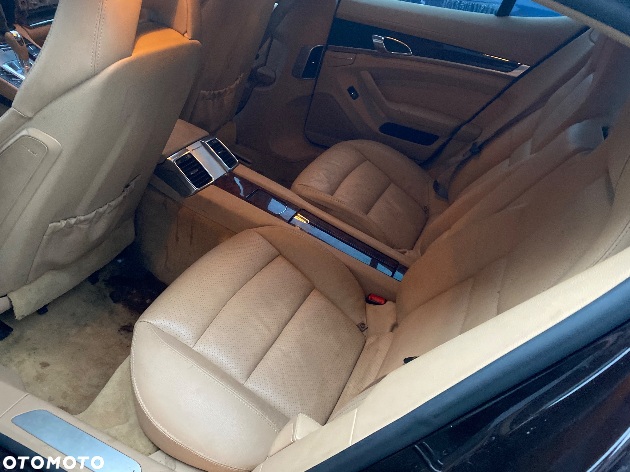 Porsche Panamera 4 - 13