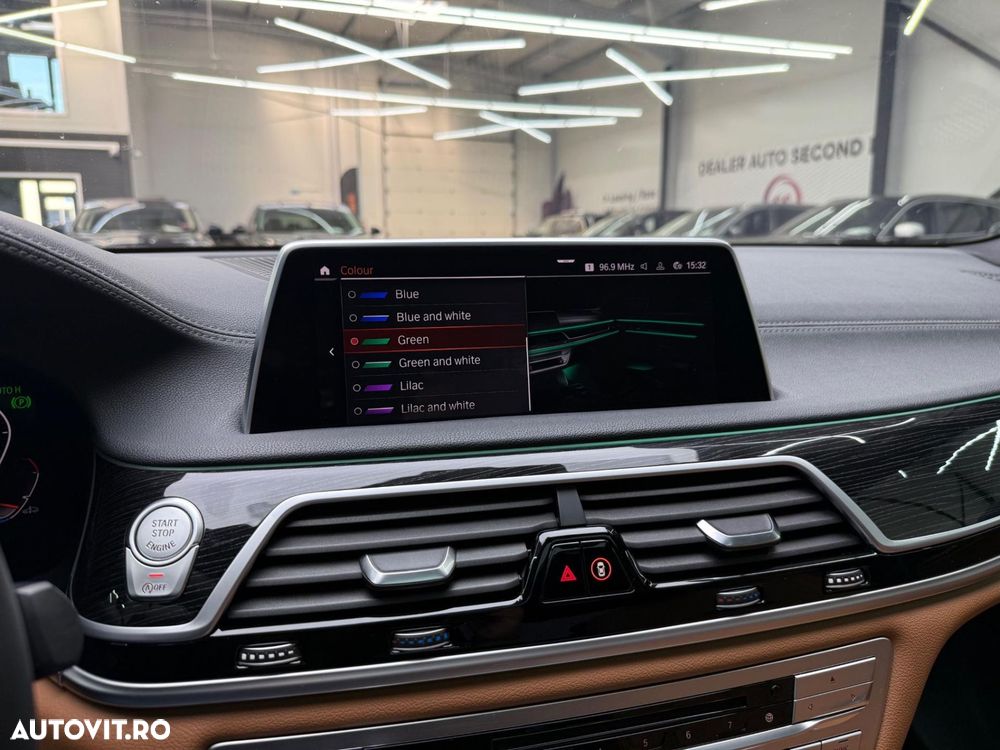 BMW Seria 7 730d xDrive - 22