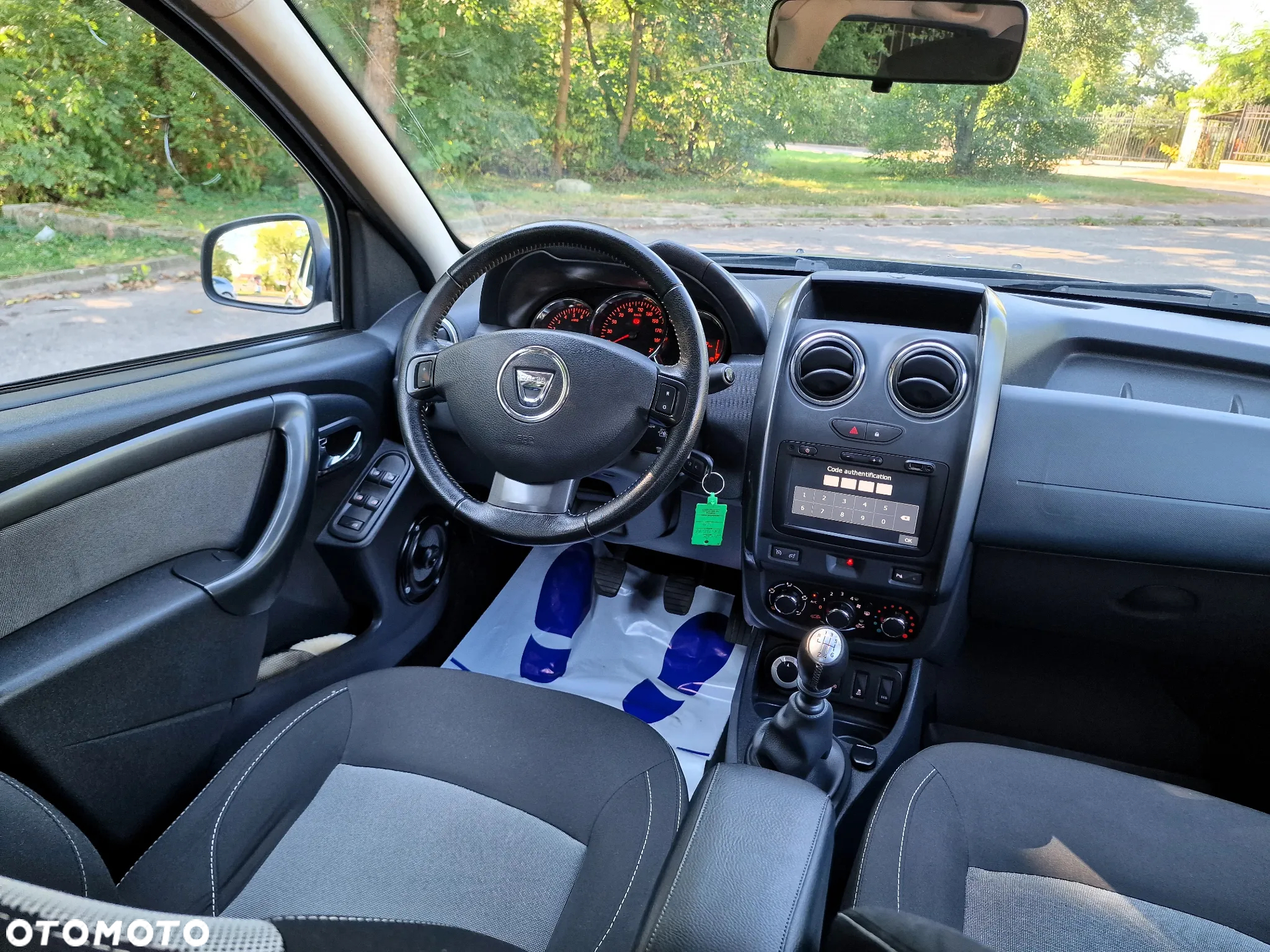 Dacia Duster 1.2 TCe Laureate 4x4 S&S EU6 - 6