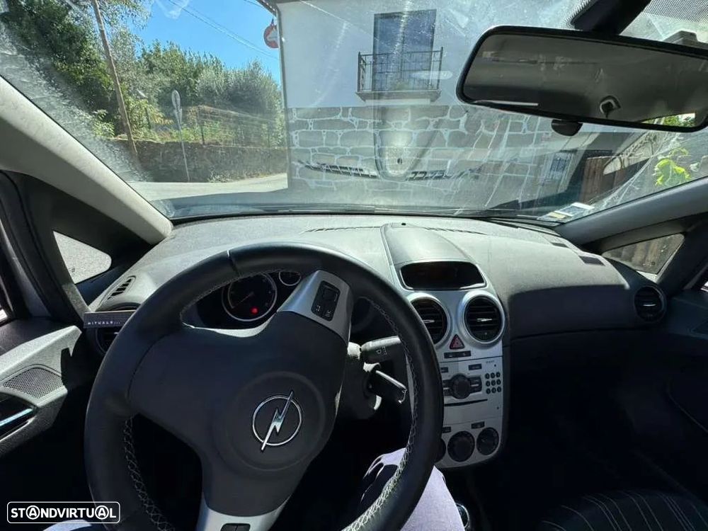 Opel Corsa 1.3 CDTi Enjoy EcoFLEX - 7