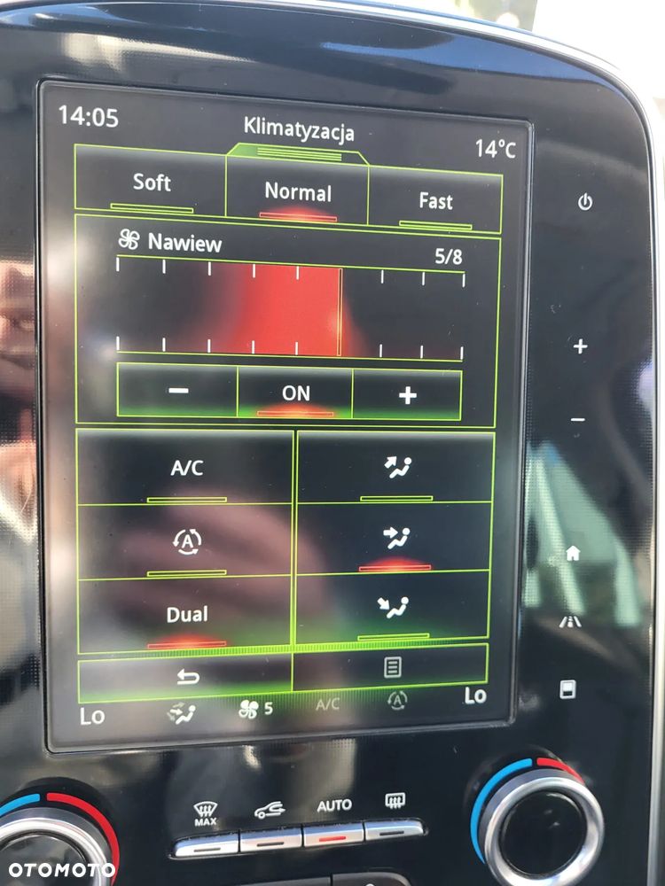 Renault Scenic BLUE dCi 120 BOSE EDITION - 11