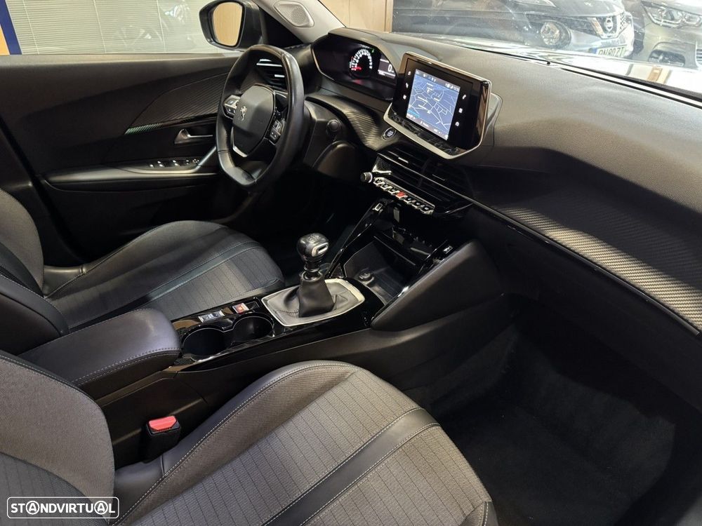 Peugeot 2008 1.2 PureTech Allure - 26