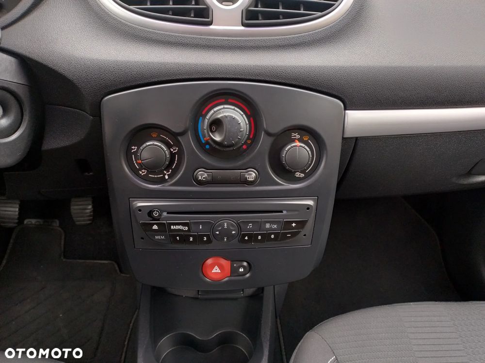 Renault Clio 1.2 16V 75 Dynamique - 32