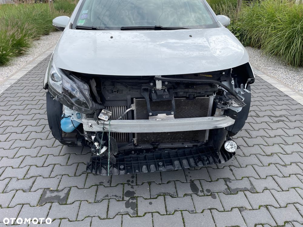 Peugeot 2008 1.2 Pure Tech GPF Crossway S&S EAT6 - 6