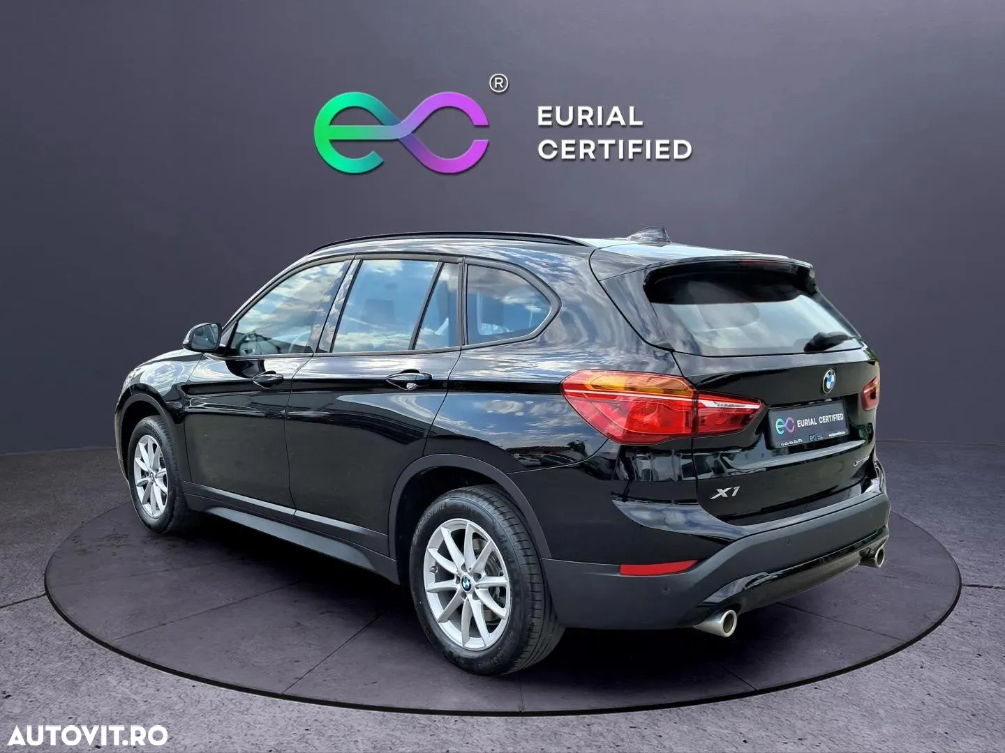 BMW X1 xDrive20i AT - 4