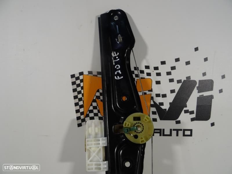 Elevador De Vidro Trás Esquerdo Bmw 1 (F20)  7242555 / 17756710 / 7 24 - 6