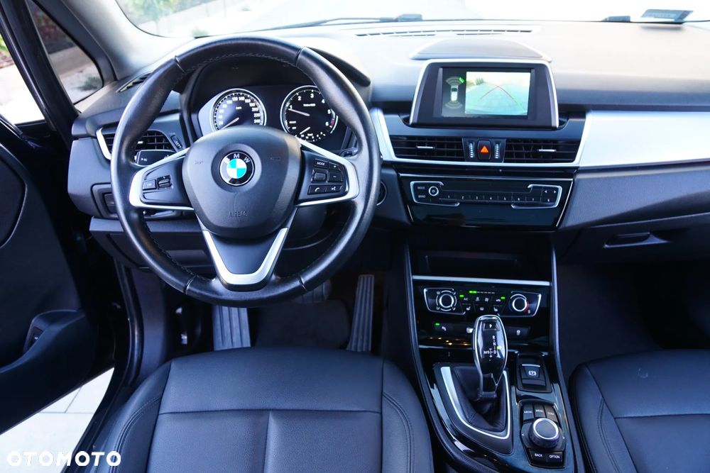 BMW Seria 2 218d Advantage sport - 28