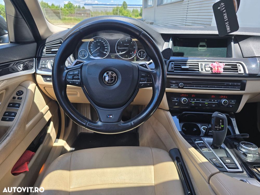 BMW Seria 5 520d xDrive - 15