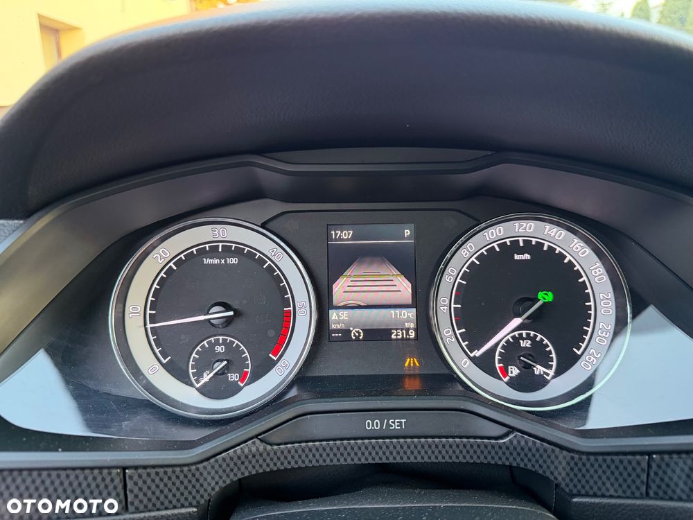 Skoda Superb 2.0 TDI 4x4 Sportline DSG - 28