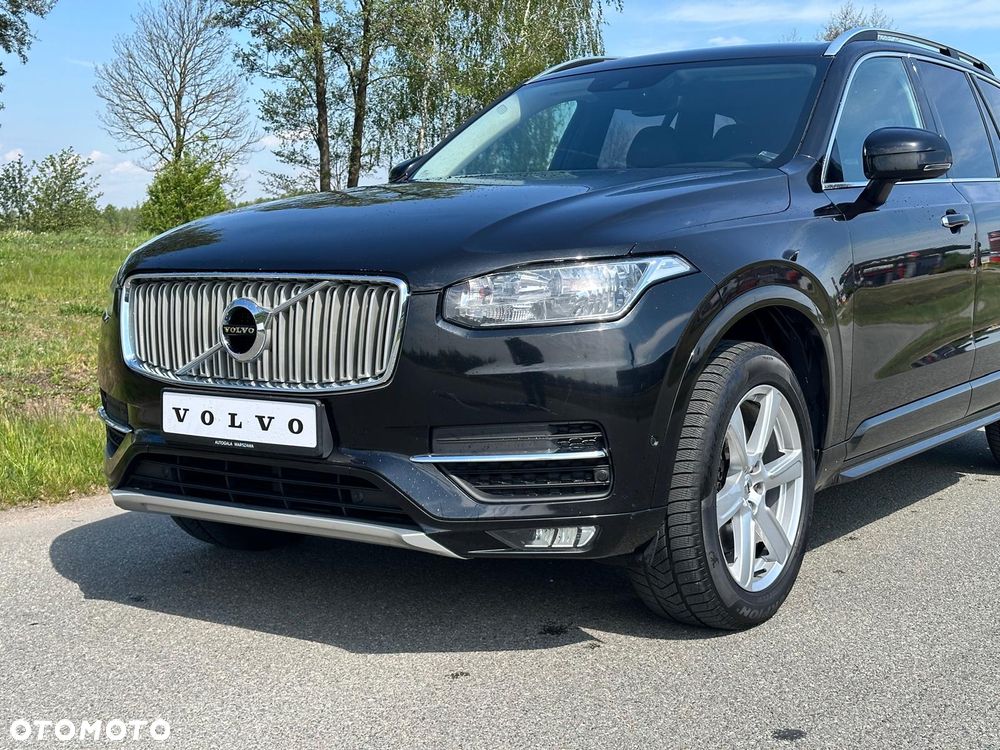 Volvo XC 90 D5 AWD Momentum - 1