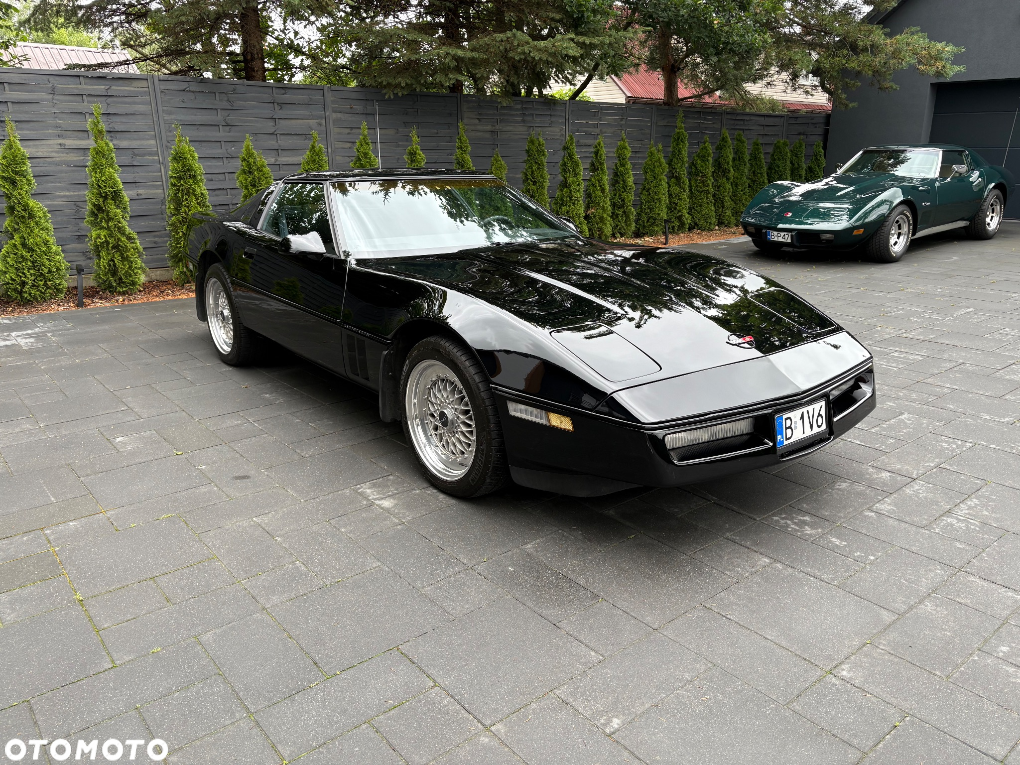 Chevrolet Corvette - 9