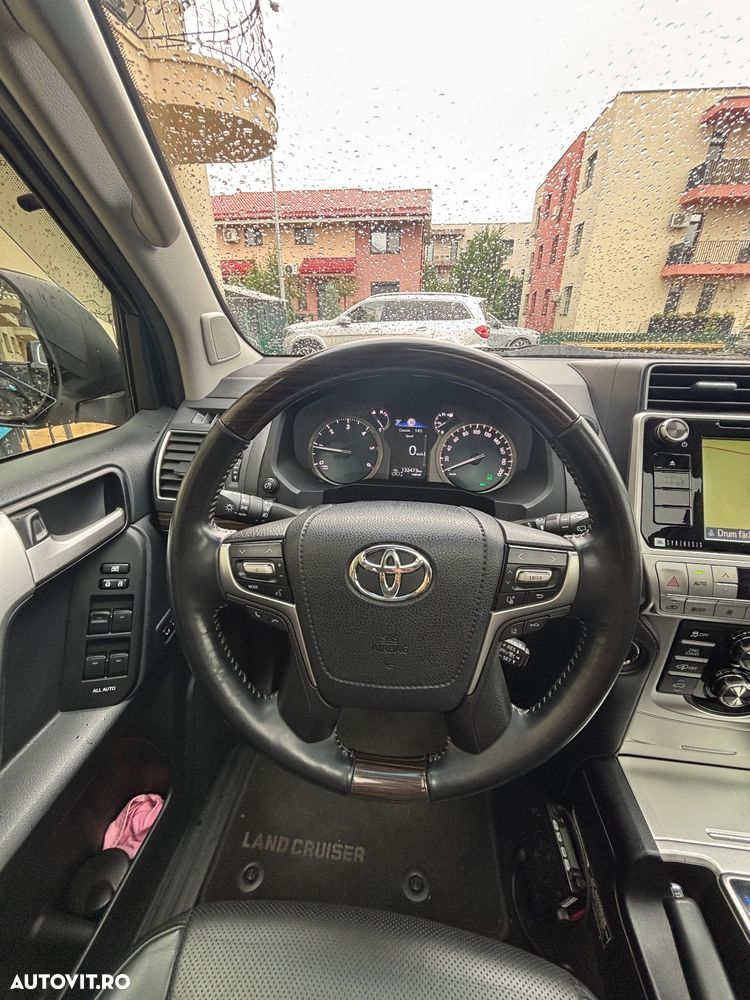 Toyota Land Cruiser 2.8l Turbo D-4D A/T AVS Luxury - 12