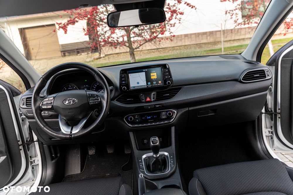 Hyundai i30 1.6 CRDi Premium - 26