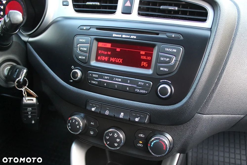 Kia Ceed 1.4 CVVT Attract - 20