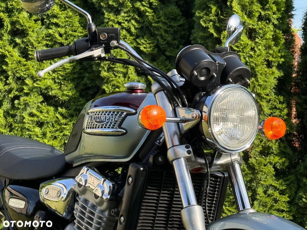 Triumph Thunderbird - 2