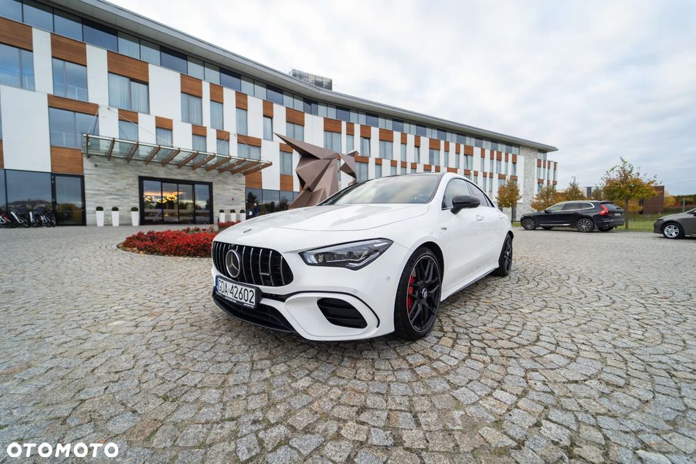 Mercedes-Benz CLA - 1