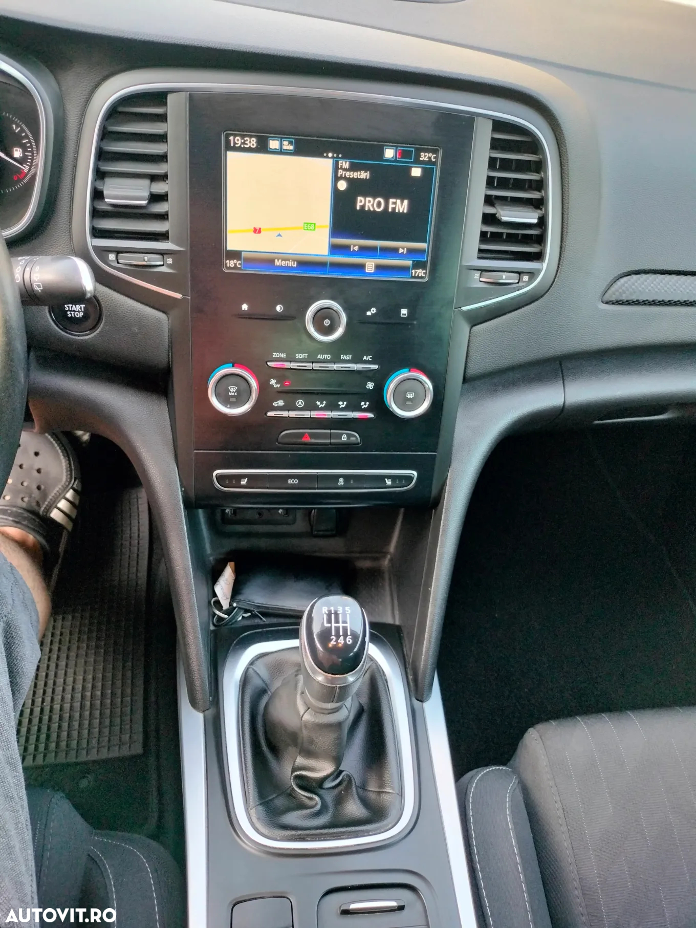 Renault Megane Grandtour ENERGY TCe 115 LIMITED - 16