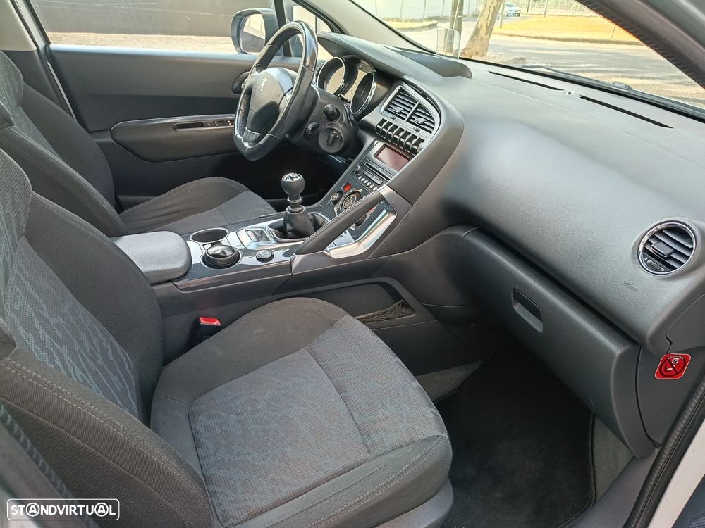 Peugeot 3008 1.6 HDi Sport - 5