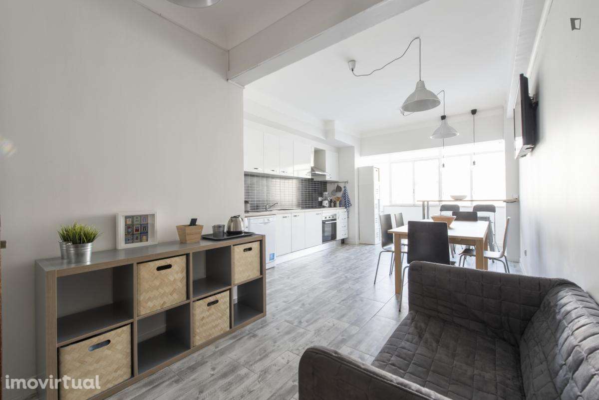 Quarto - localizado em Saldanha Lisbon - Grande imagem: 5/43