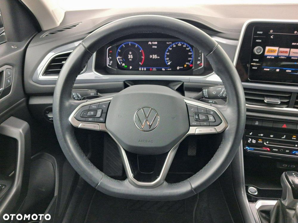 Volkswagen T-Roc - 16