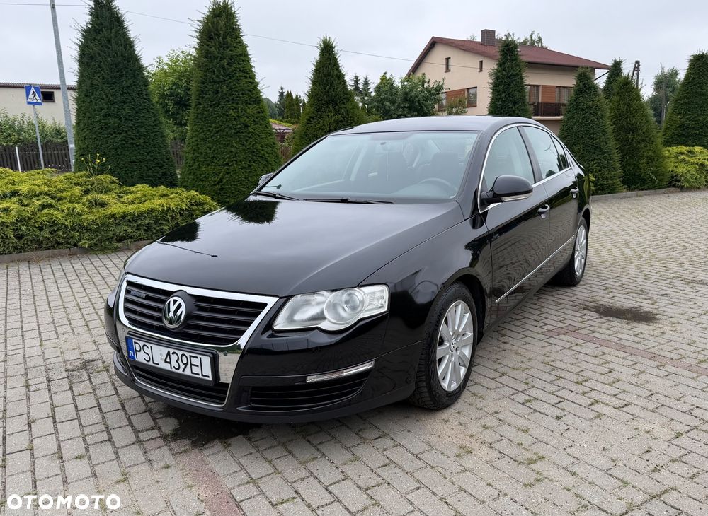 Volkswagen Passat 2.0 TDI DPF BlueMot Comfortline - 3